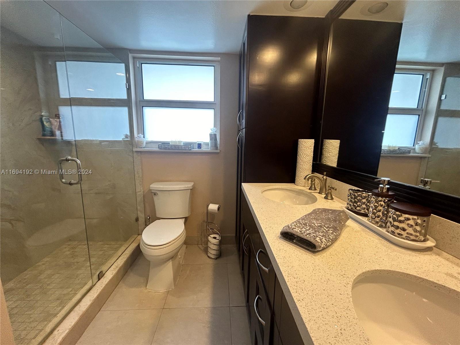 3520 Oaks Way #1010, Pompano Beach, Florida image 13