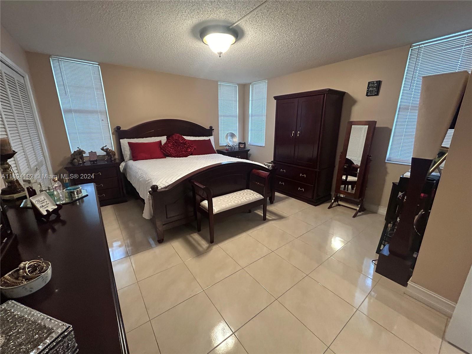 3520 Oaks Way #1010, Pompano Beach, Florida image 16