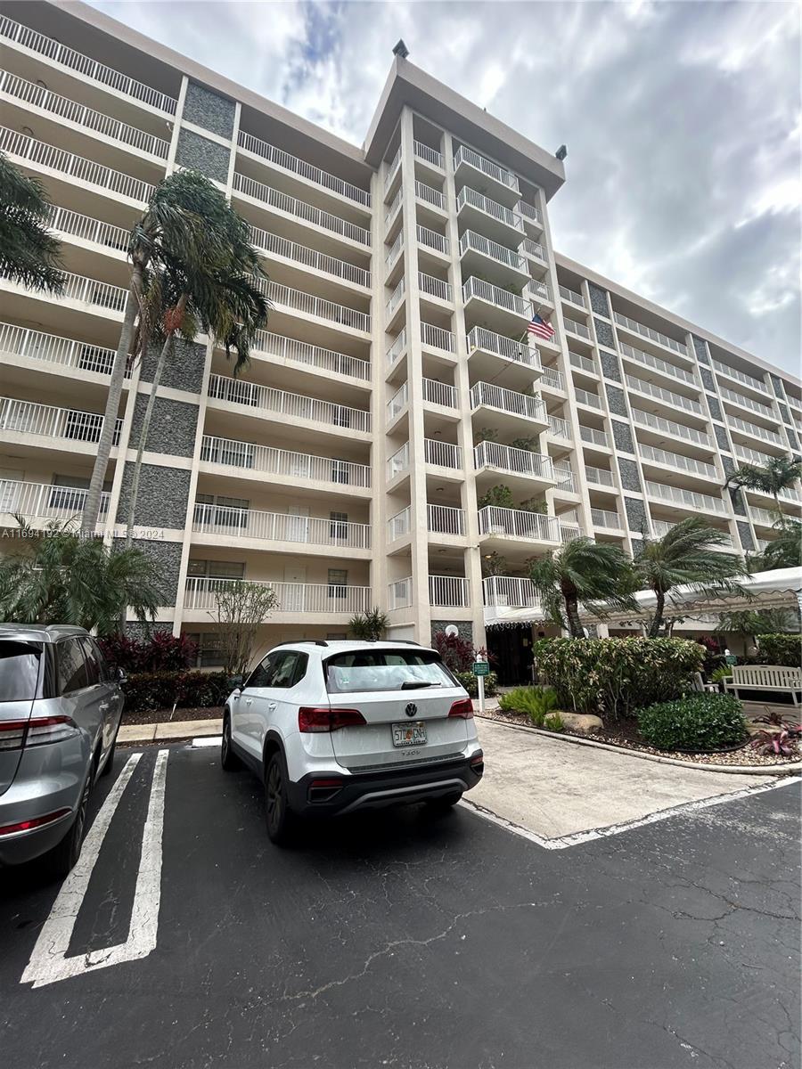 3520 Oaks Way #1010, Pompano Beach, Florida image 23