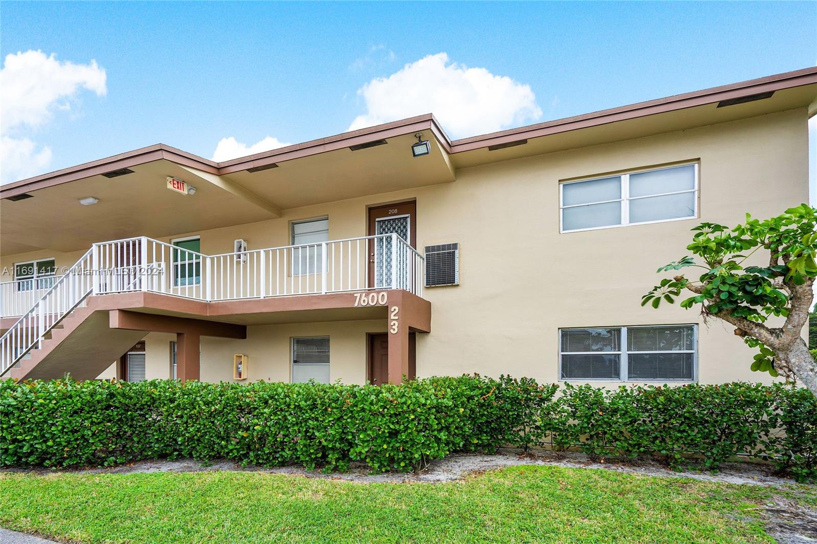 7600 NW 4th Pl #108, Margate, Florida image 2