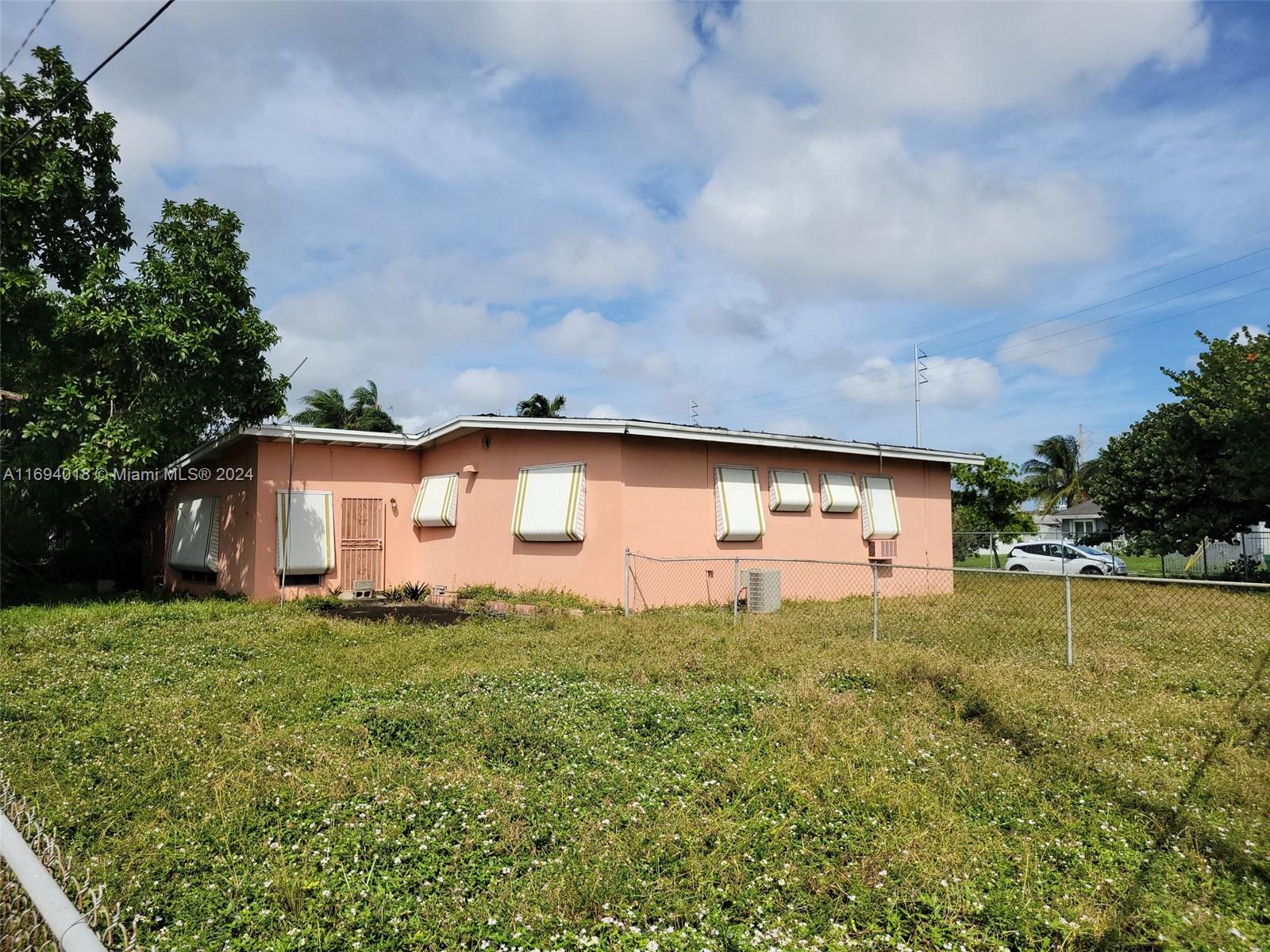 16810 NW 7th Ave Rd, Miami Gardens, Florida image 2