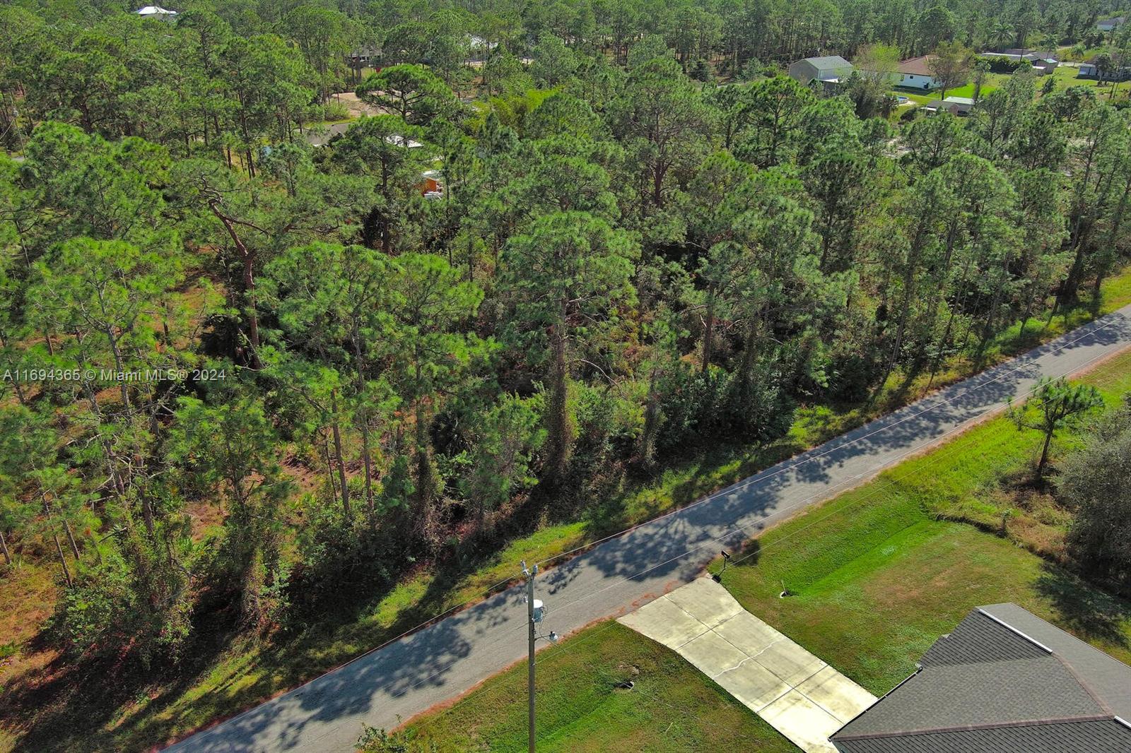 1116 8th Ave, Lehigh Acres, Florida image 6