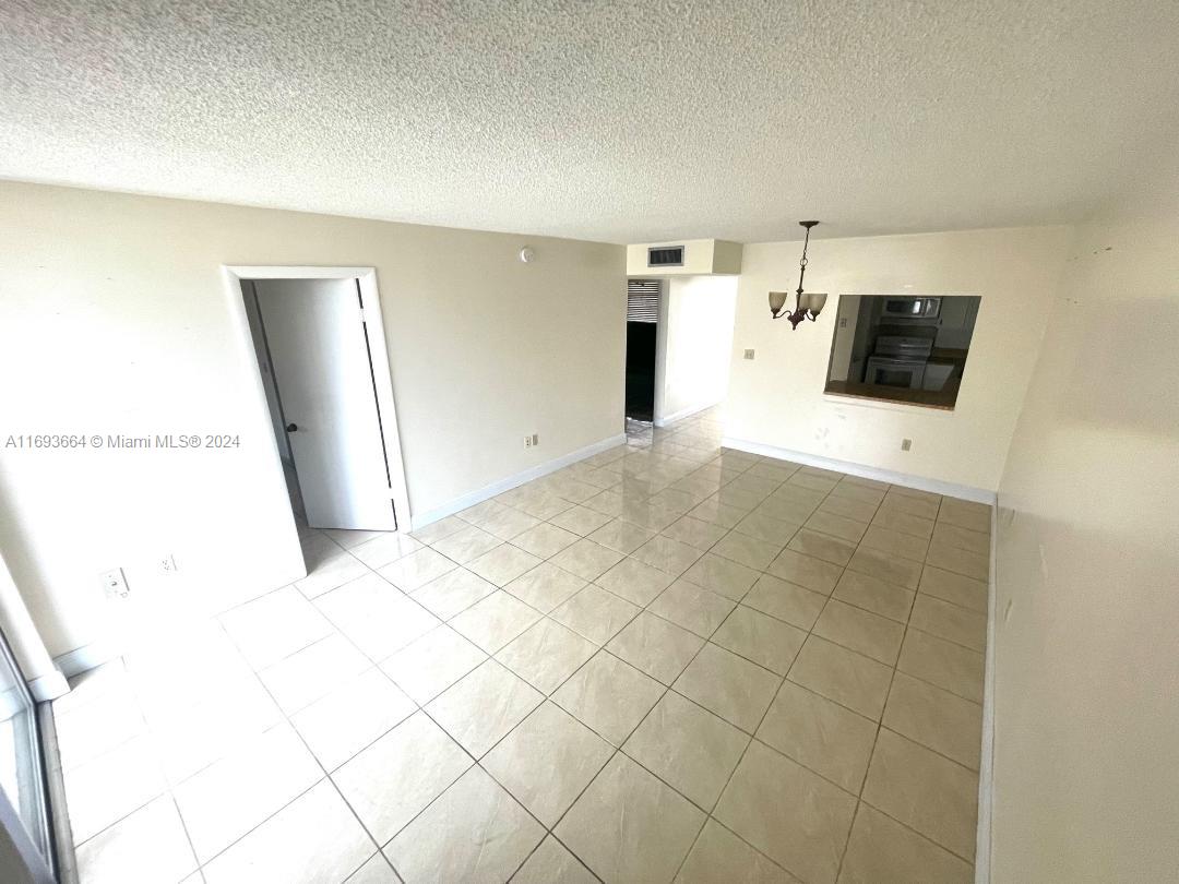 10090 NW 80th Ct #1542, Hialeah Gardens, Florida image 3