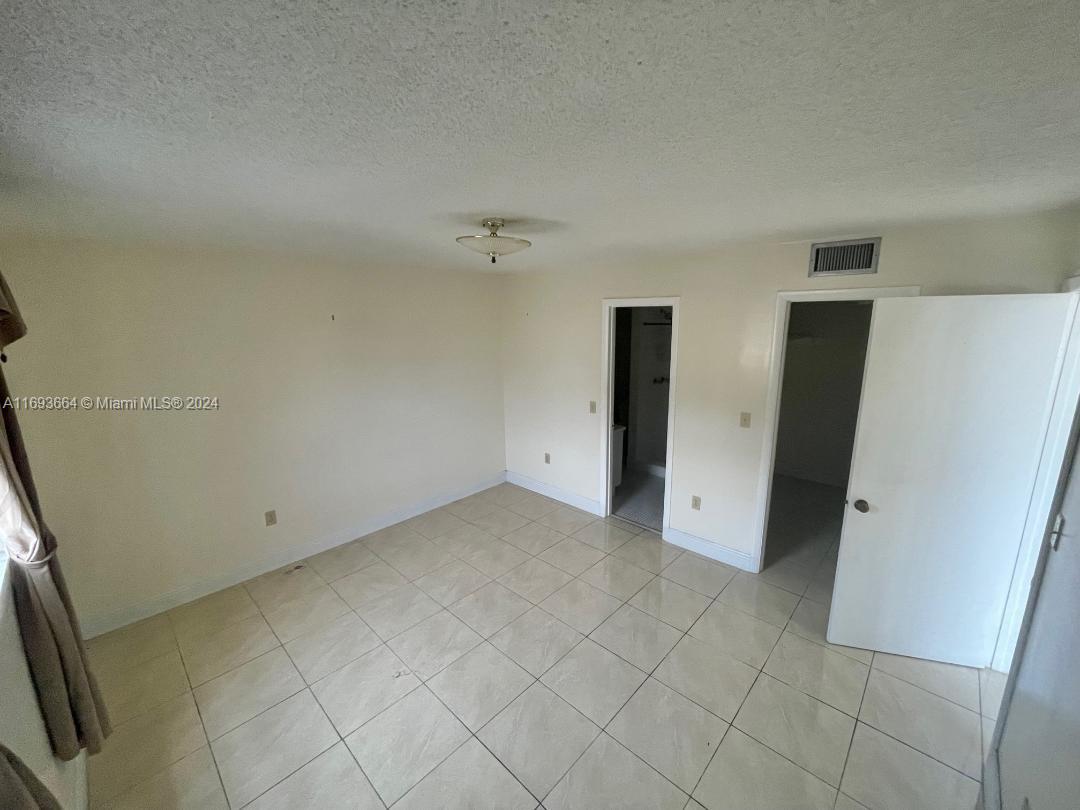 10090 NW 80th Ct #1542, Hialeah Gardens, Florida image 6