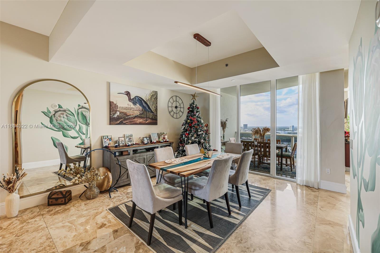 15901 Collins Ave #2506, Sunny Isles Beach FL 33160