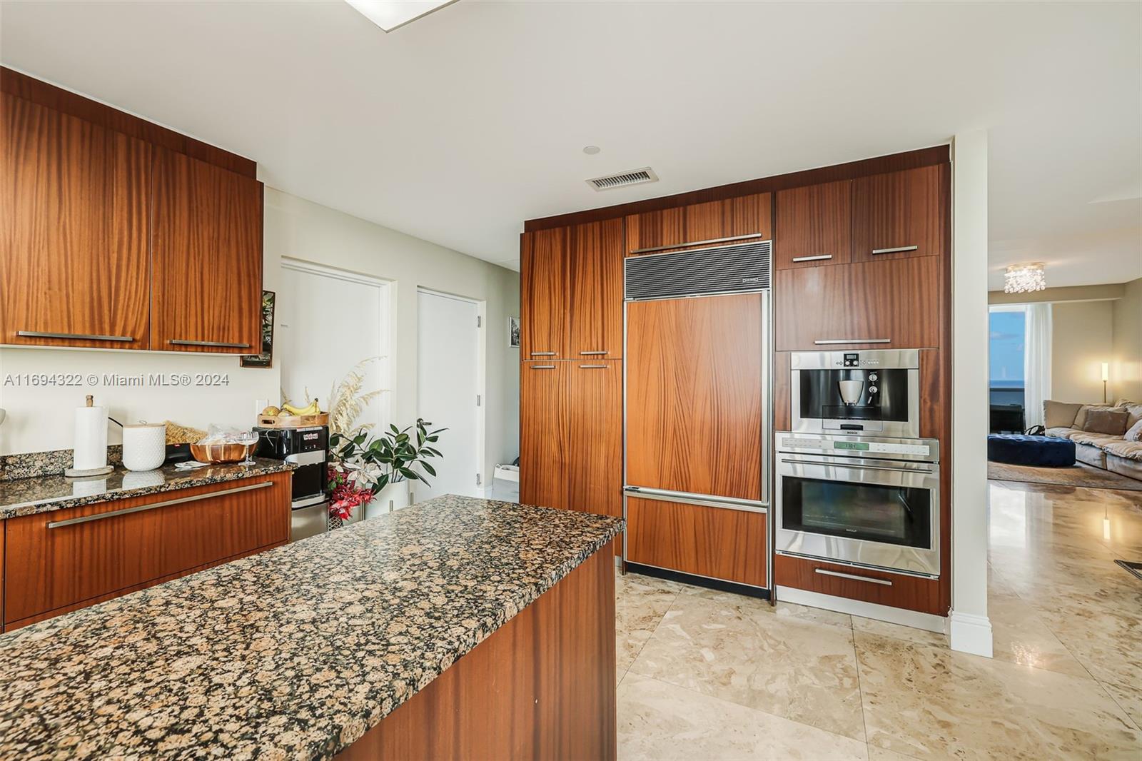 15901 Collins Ave #2506, Sunny Isles Beach FL 33160
