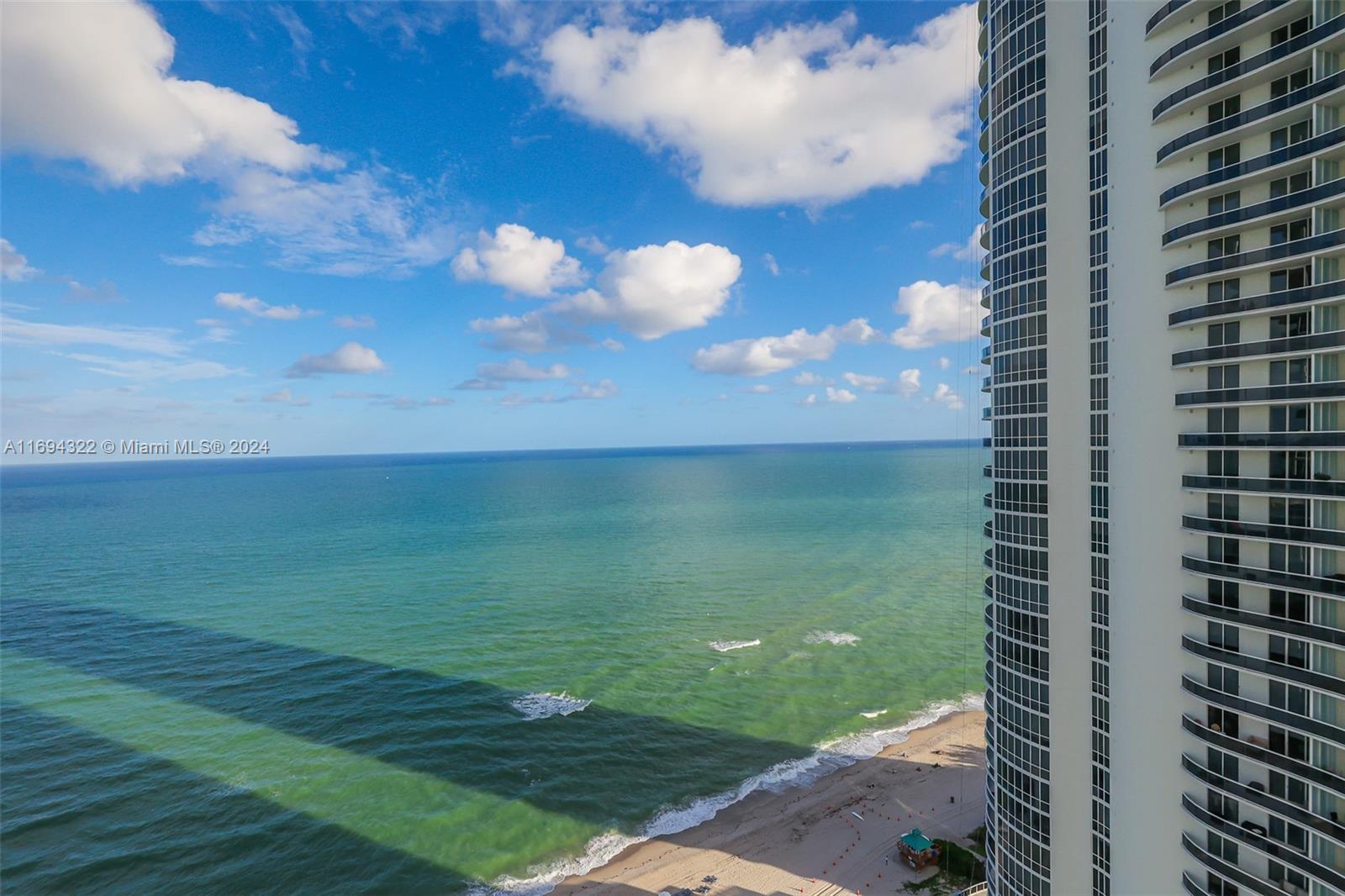 15901 Collins Ave #2506, Sunny Isles Beach FL 33160