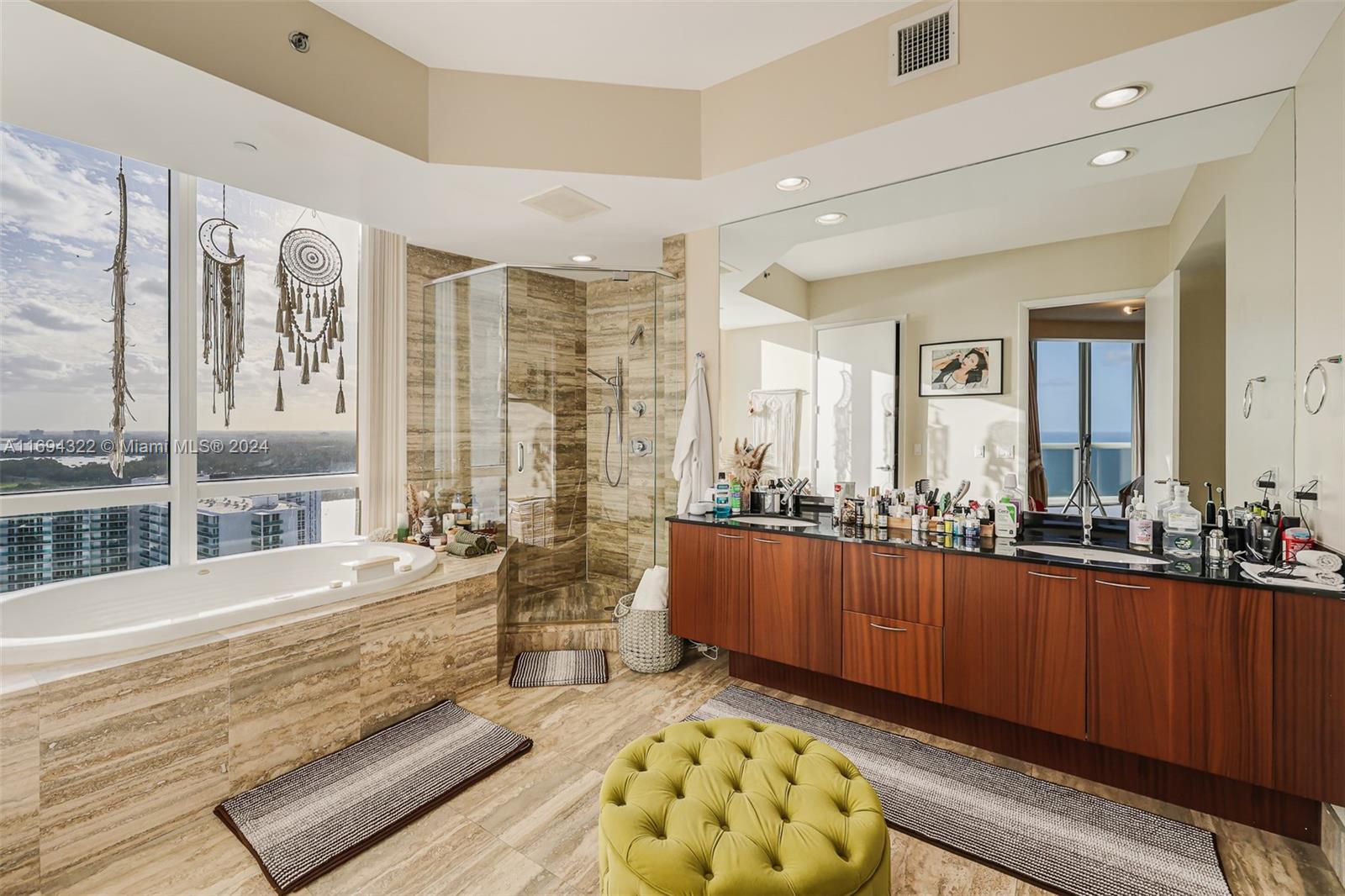 15901 Collins Ave #2506, Sunny Isles Beach FL 33160