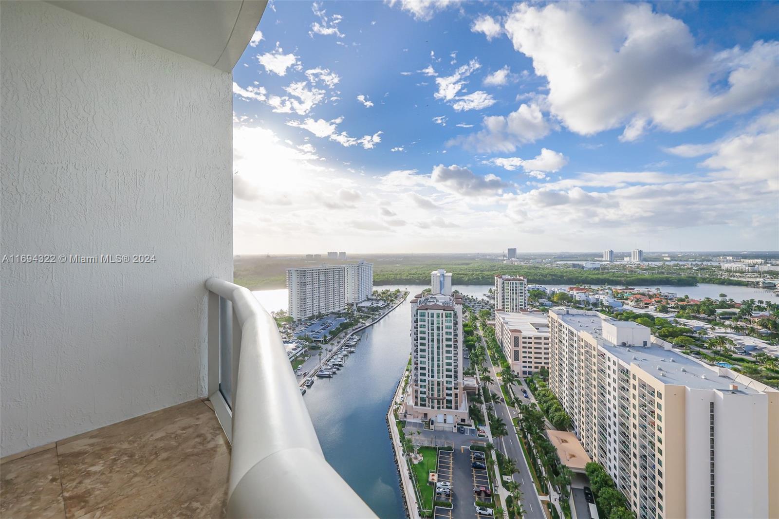 15901 Collins Ave #2506, Sunny Isles Beach FL 33160