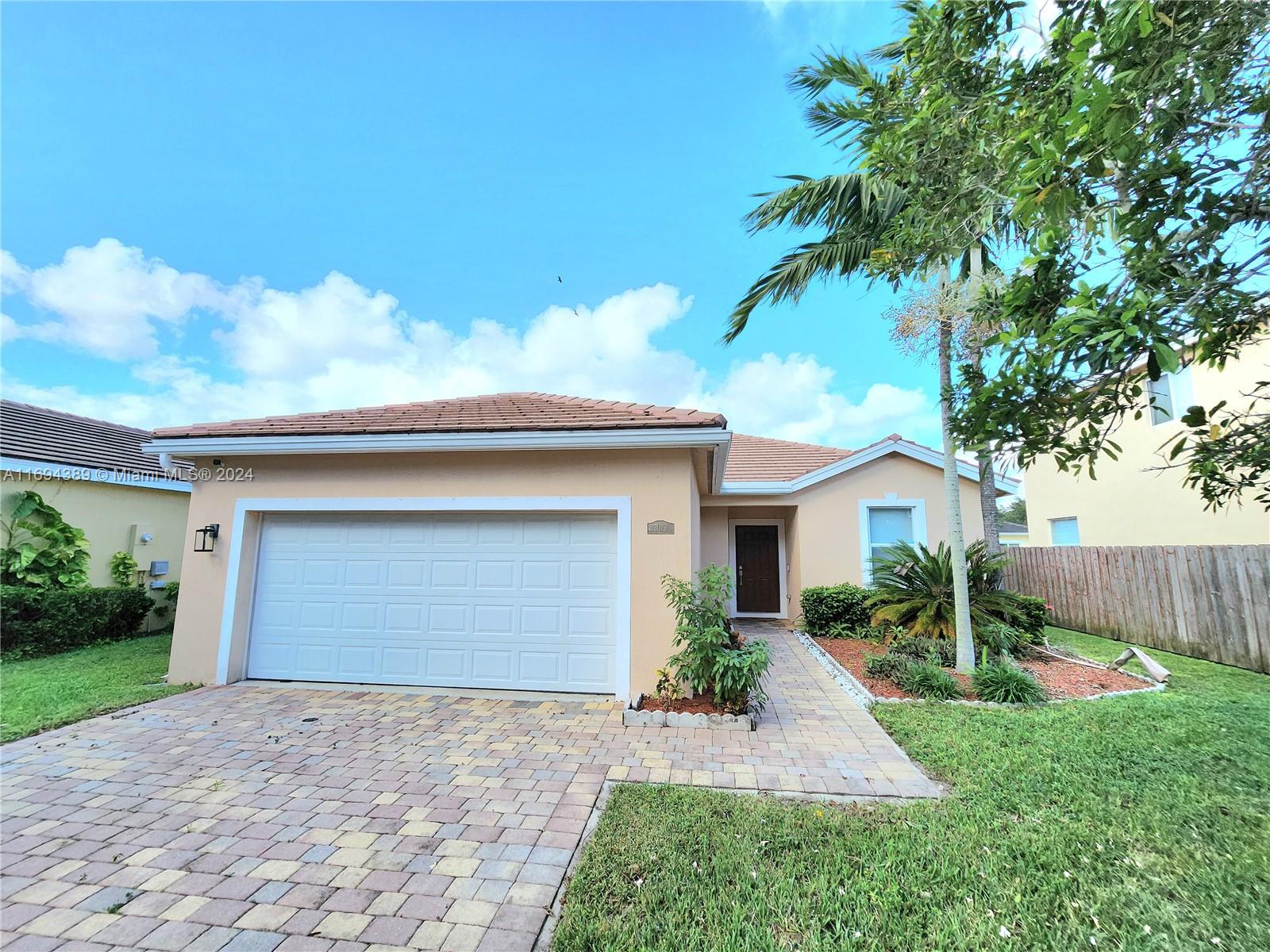 3079 SE 6th St, Homestead, Florida image 3