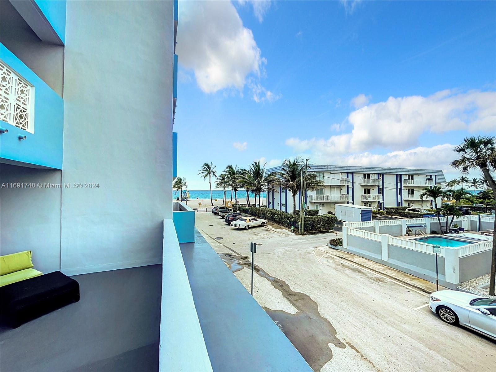 320 S Surf Rd #202, Hollywood, Florida image 35