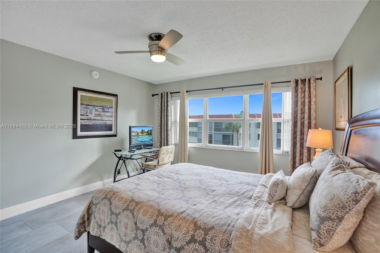 400 S Hollybrook Dr #303, Pembroke Pines, Florida image 2