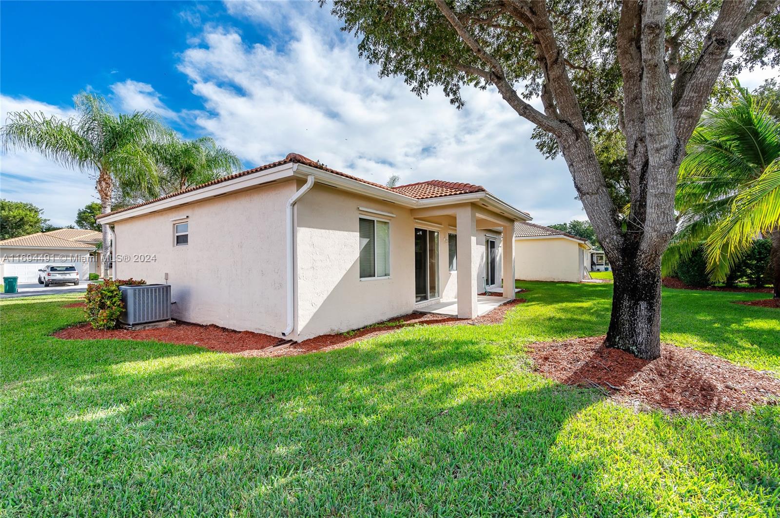 482 SE 23rd Dr, Homestead, Florida image 9