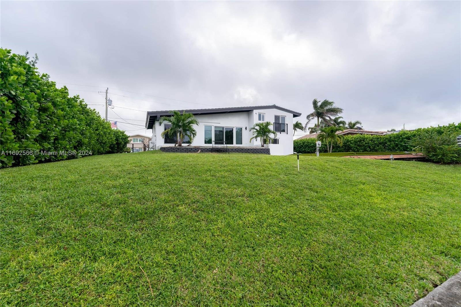 2537 Marathon Ln, Fort Lauderdale, Florida image 38