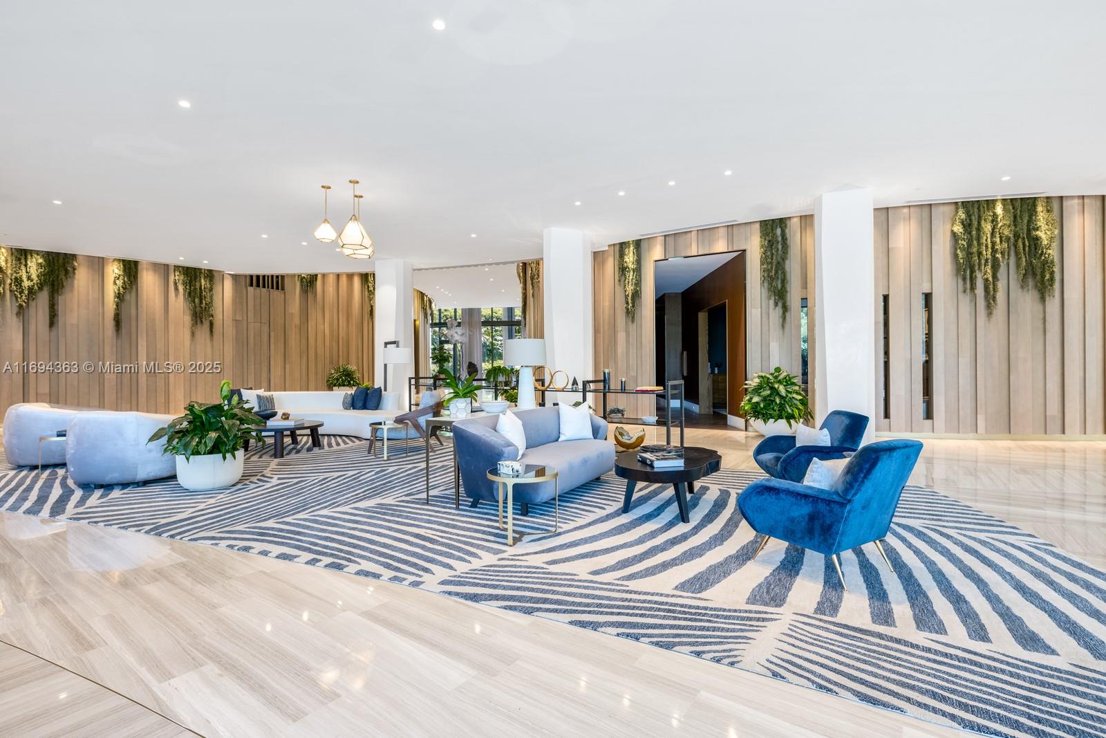 2821 S Bayshore Dr #9A, Miami FL 33133