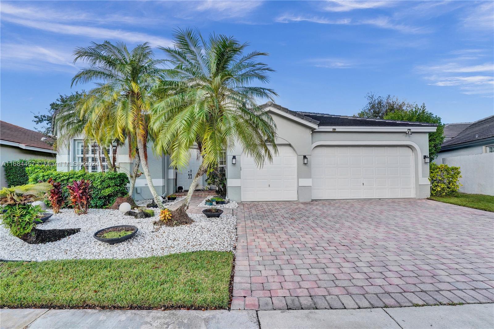 1254 Ginger Circle, Weston, Florida image 2