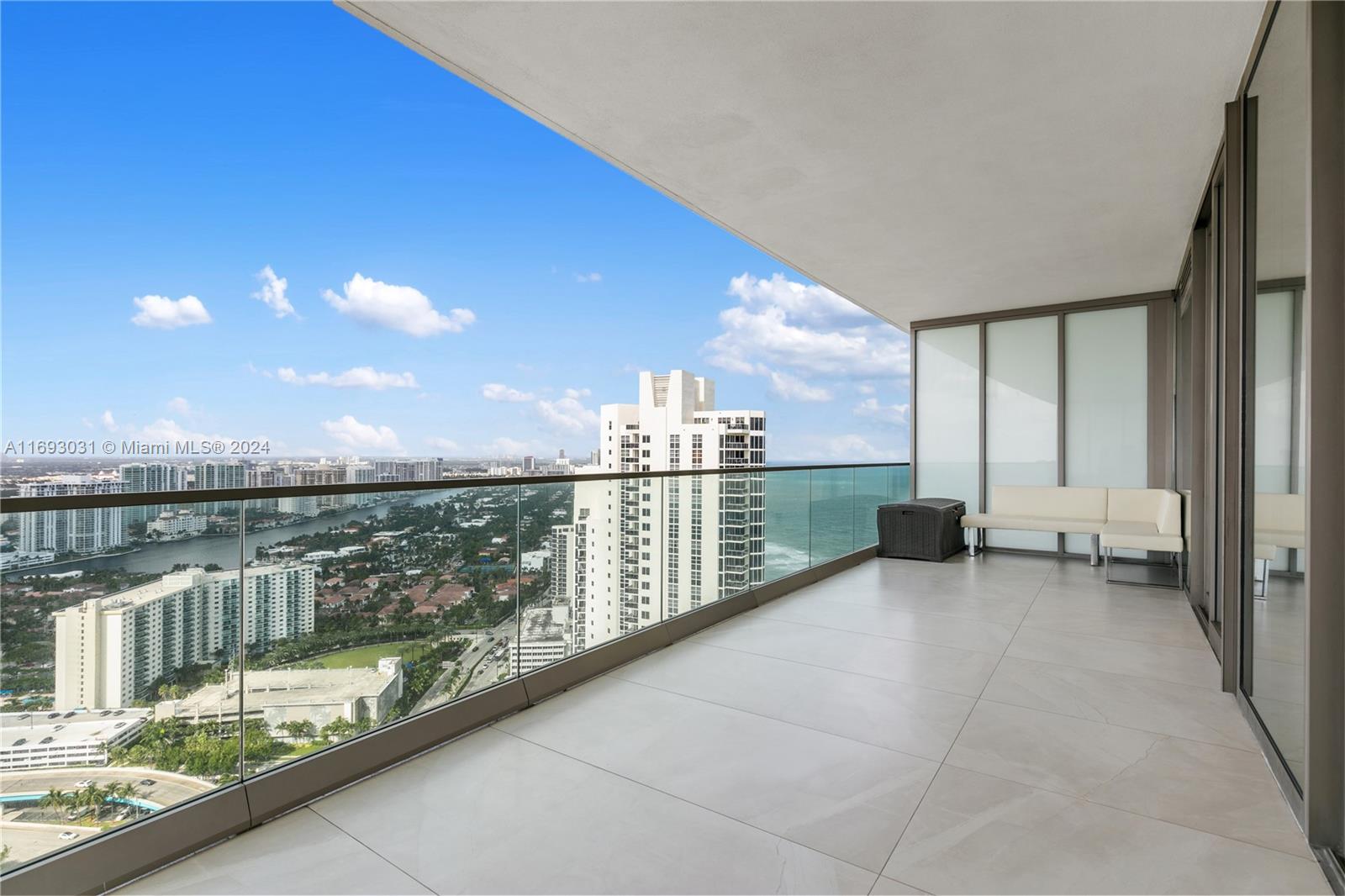 18975 Collins Ave #3402, Sunny Isles Beach, Florida image 42