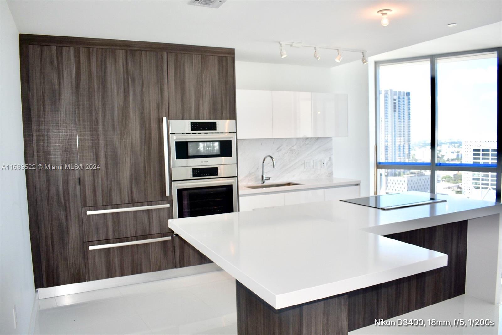 851 NE 1st Ave #2510, Miami, Florida image 1