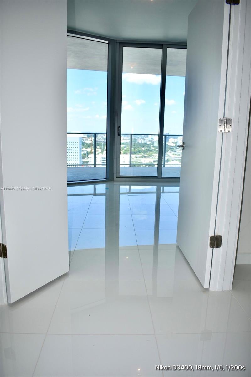 851 NE 1st Ave #2510, Miami, Florida image 4