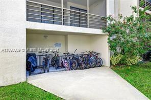 2313 S Cypress Bend Dr #222B, Pompano Beach, Florida image 11