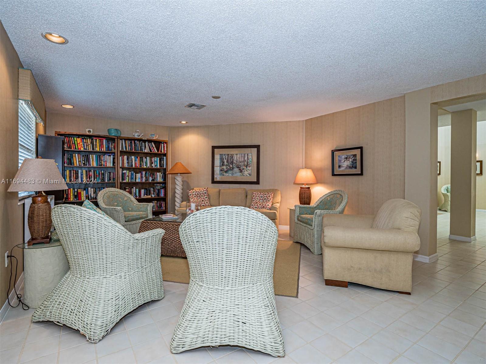 1406 Coral Oak Ln #903, Vero Beach, Florida image 47