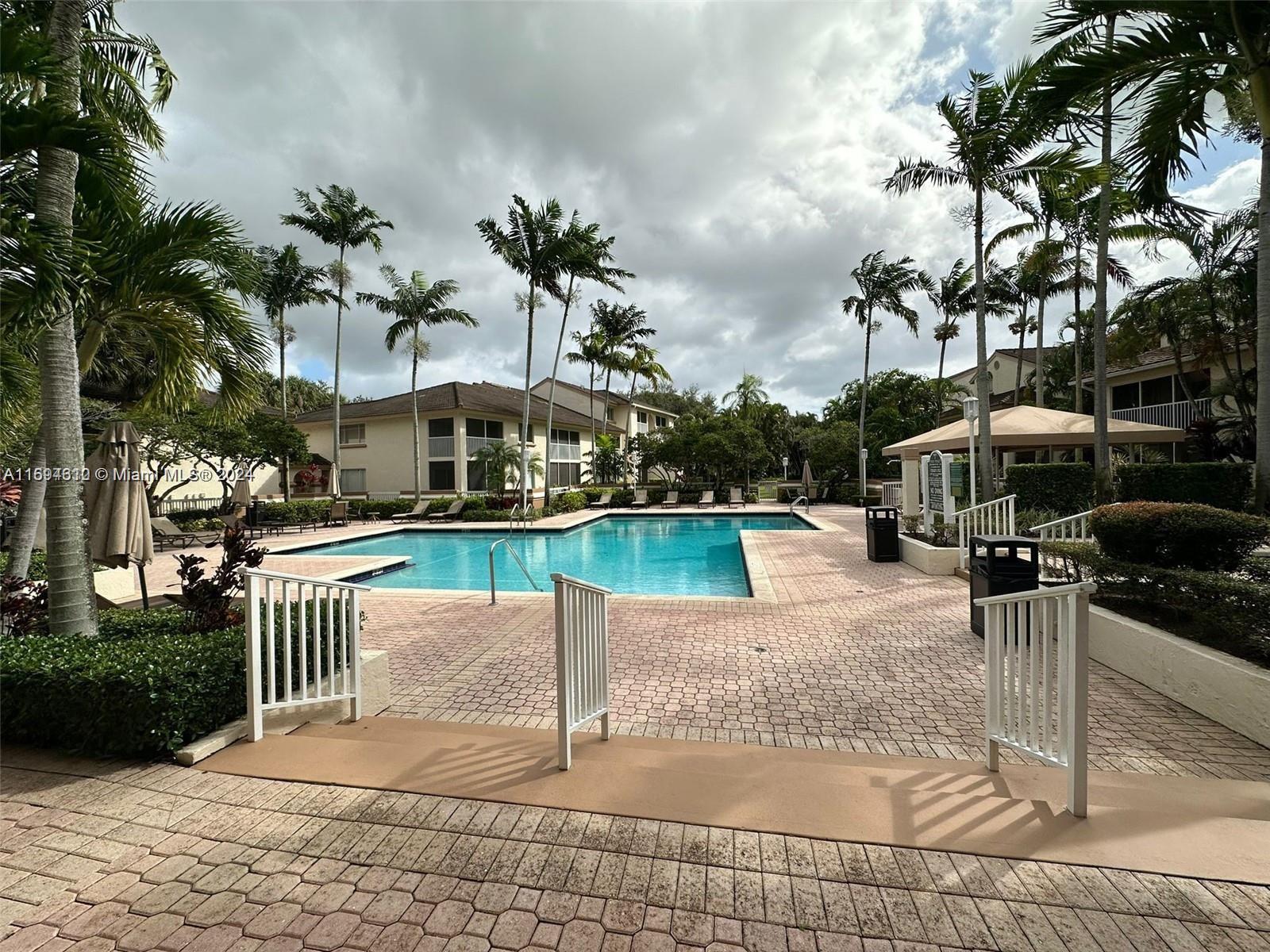 15201 Glenmoor Dr #15201, West Palm Beach, Florida image 20