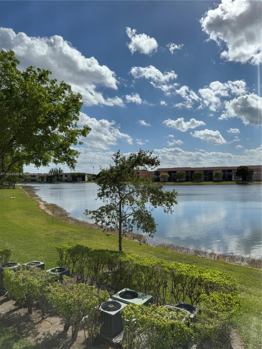 650 SW 138th Ave #210J, Pembroke Pines, Florida image 3