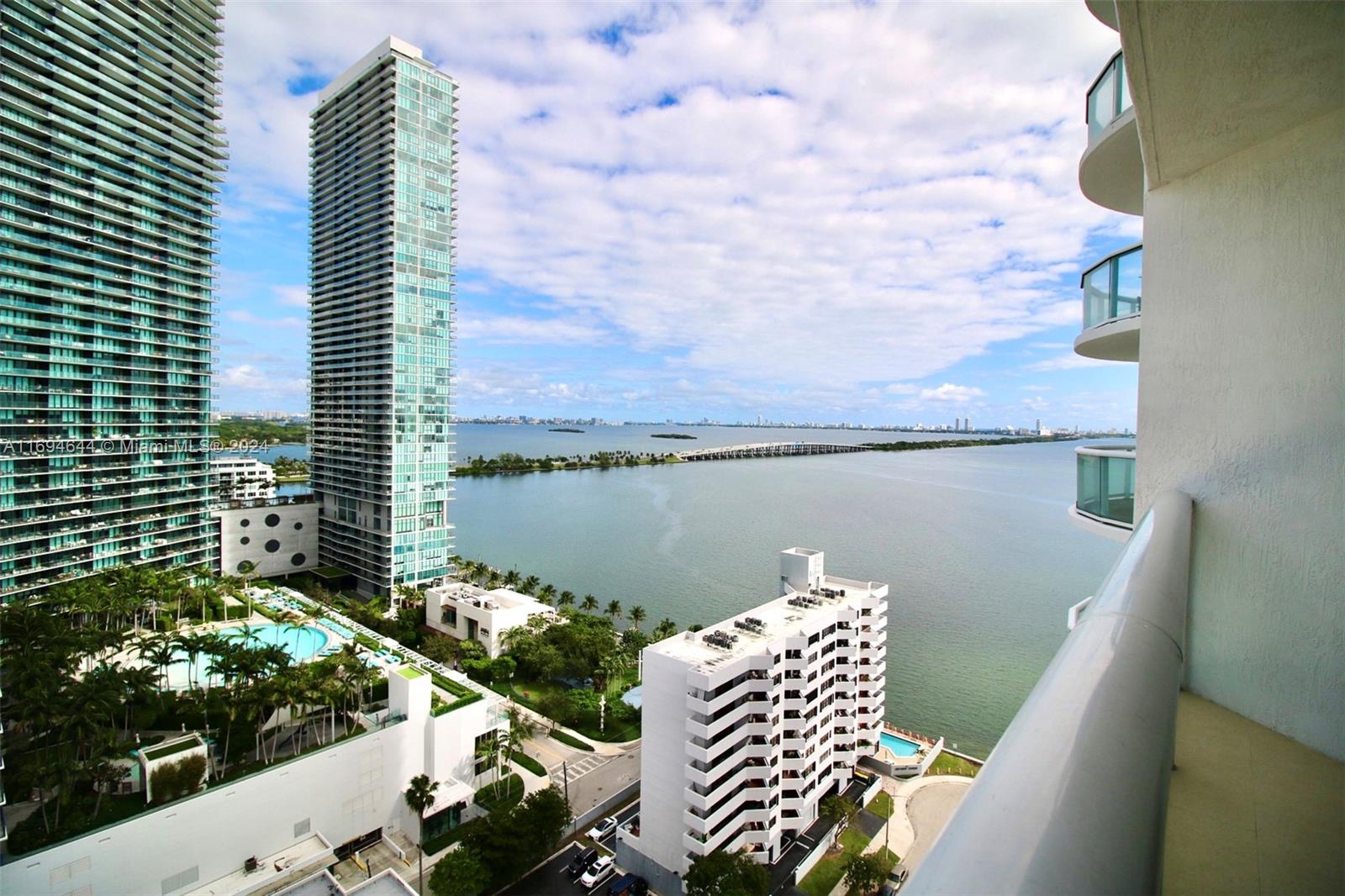 Bright and beautiful 1/1.5 with lovely 20th floor views of Biscayne Bay and 2 balconies. Unit features an open kitchen and floor plan, floor-to-ceiling hurricane impact windows, in-unit washer & dryer, generous bedroom space, and 1 assigned parking spot. Amazing central location in Edgewater just steps from Biscayne Bay, and minutes from Design District, Wynwood, MiMo, Downtown, and I-195 to Miami Beach. Upscale condo living with pool, gym, community room, and 24-hour security. Come to Platinum and make Edgewater your new home today!