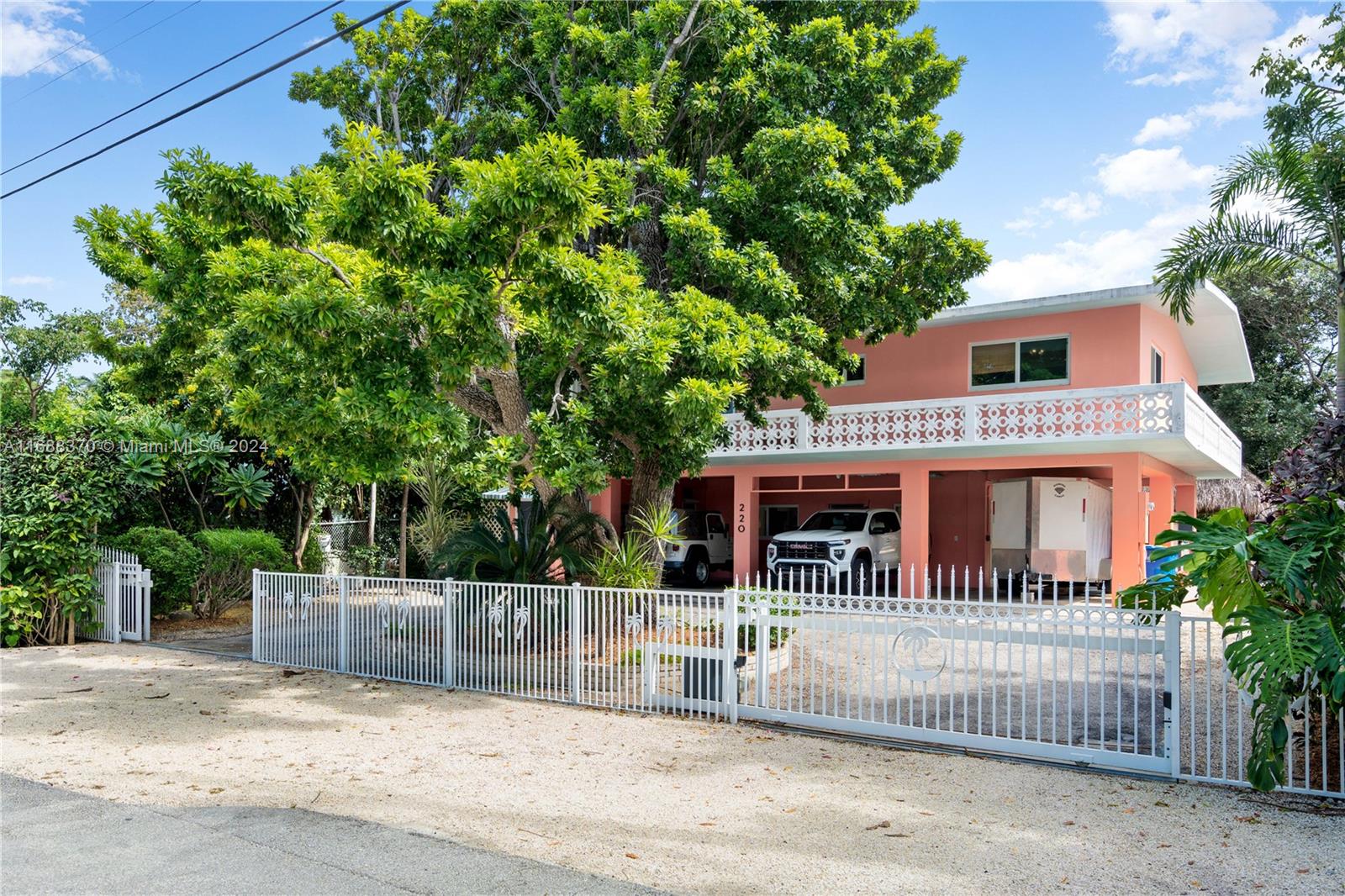 220 Jasmine St, Islamorada, Florida image 37