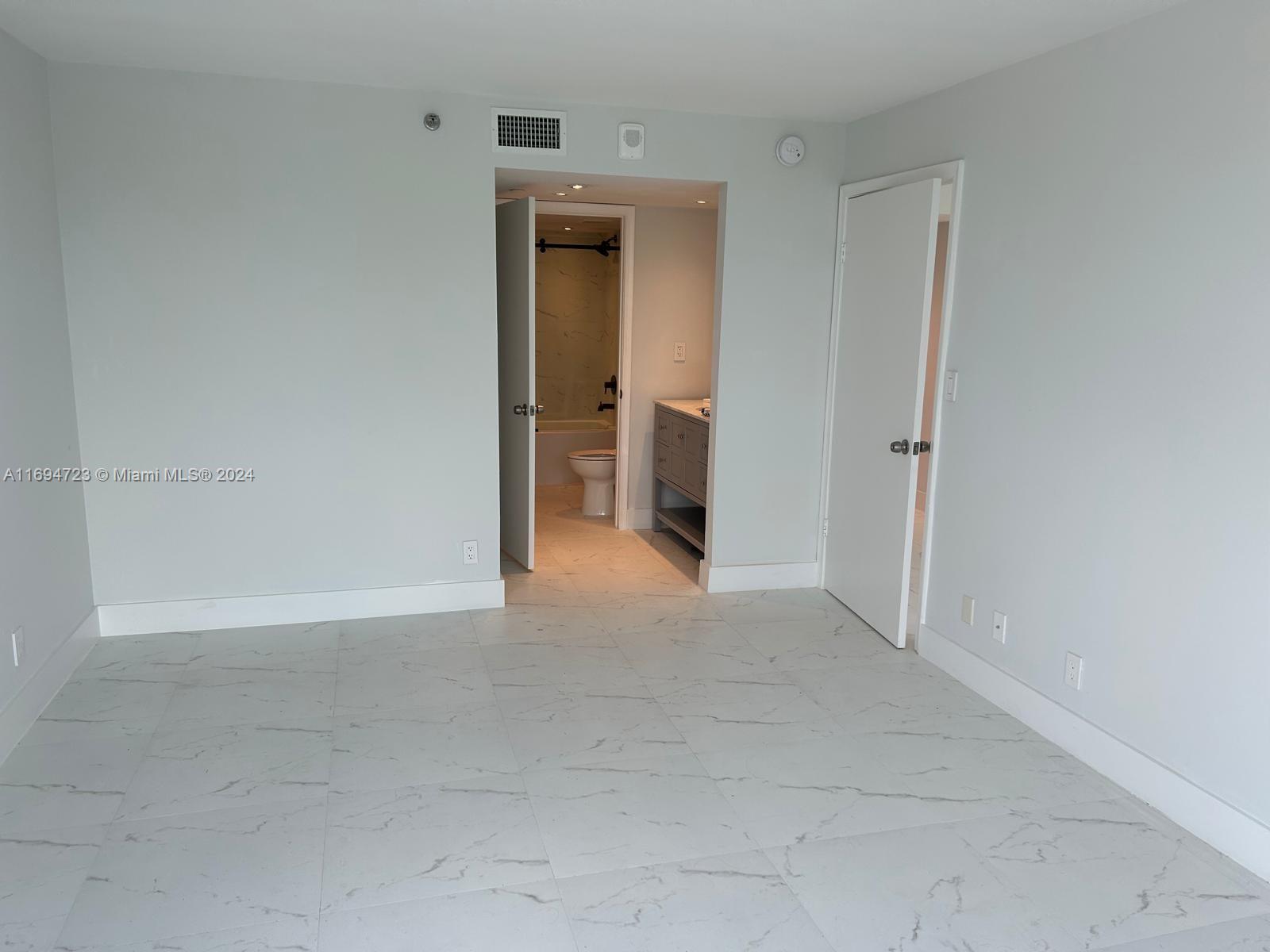 3411 Indian Creek Dr #402, Miami Beach, Florida image 10