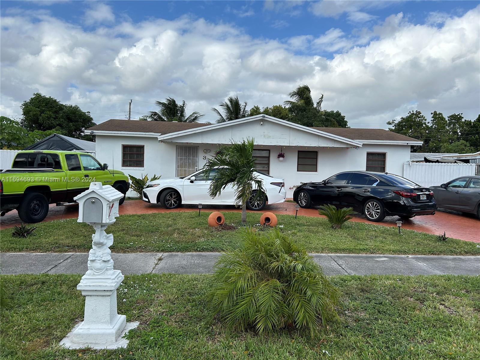 3303 NW 181st St, Miami Gardens, Florida image 1