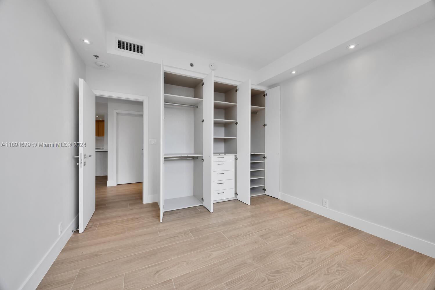 251 Crandon Blvd #1034, Key Biscayne FL 33149