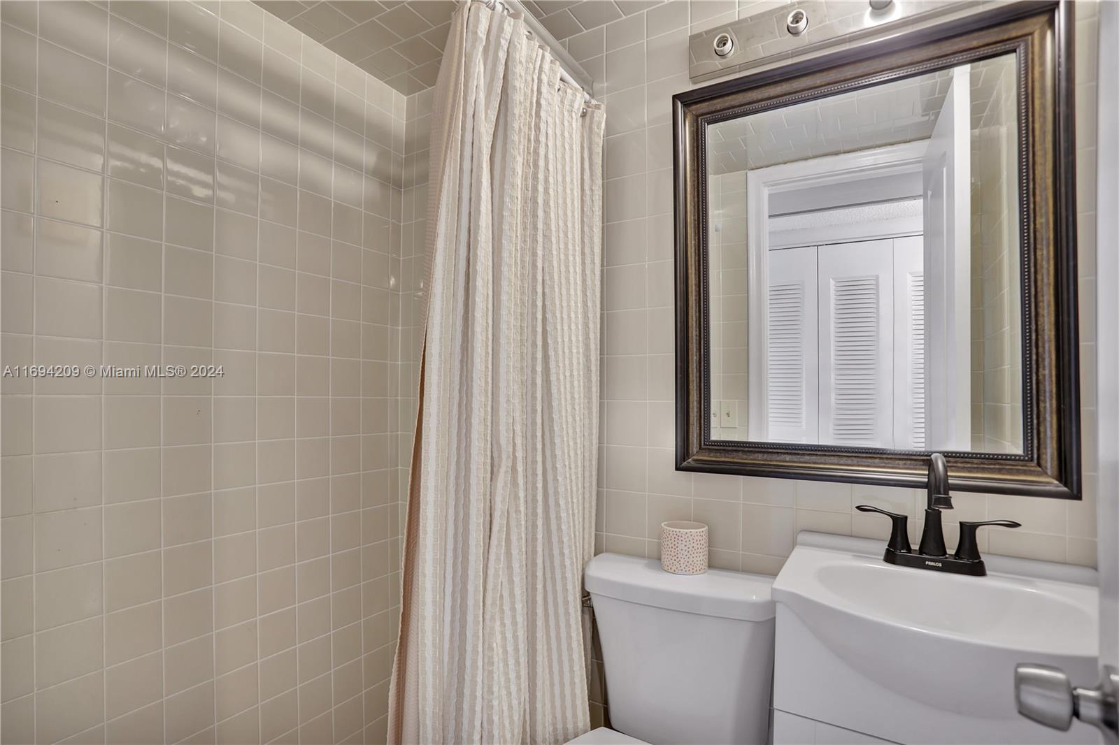 4107 E Cambridge  E #4107, Deerfield Beach, Florida image 16