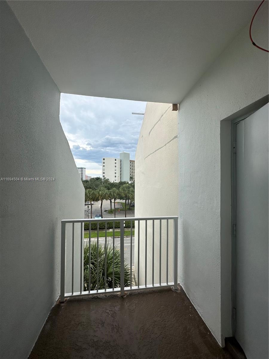 2840 NE 14th St Cswy #401A, Pompano Beach, Florida image 34