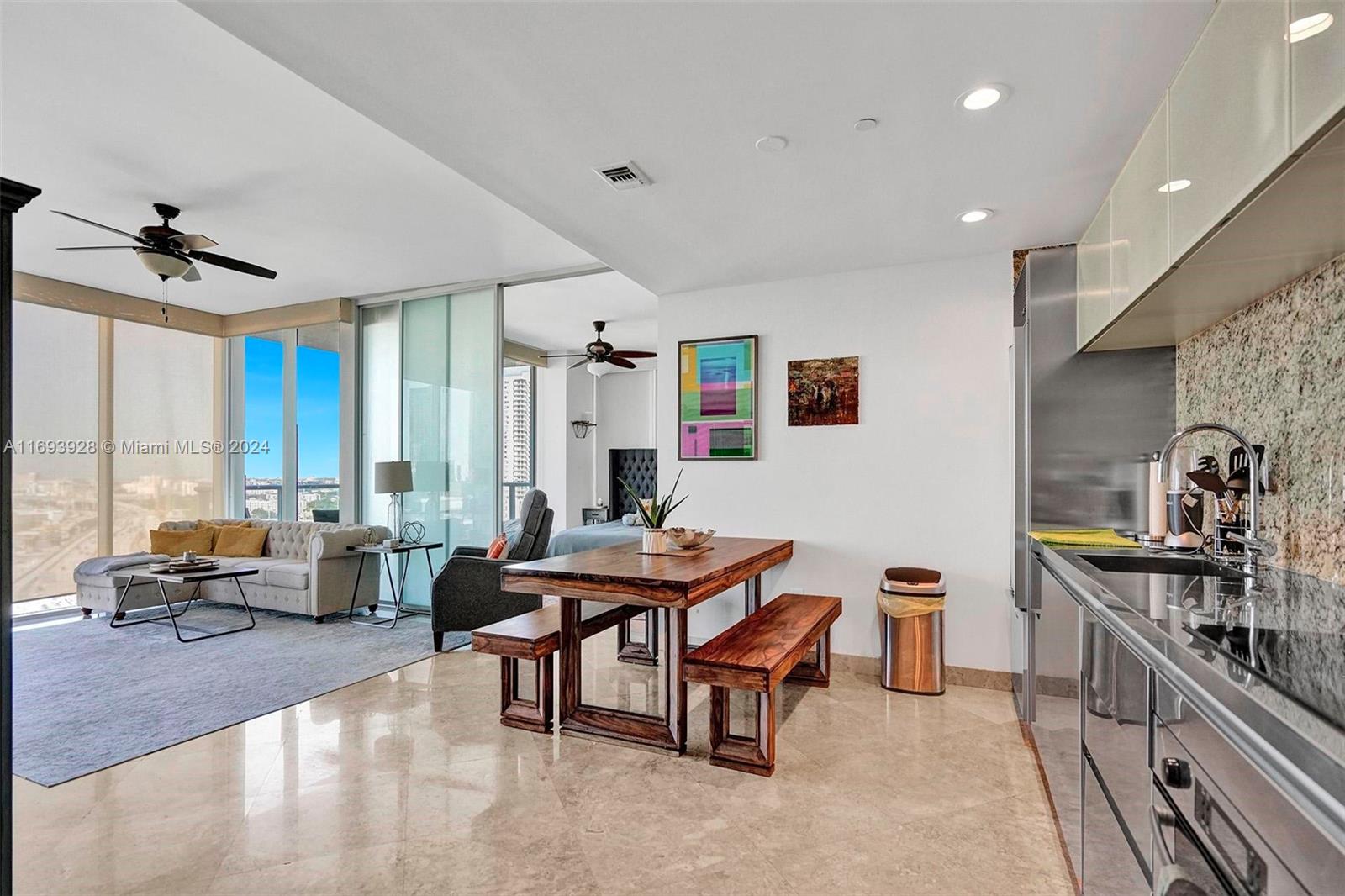 1040 Biscayne Blvd #1506, Miami FL 33132