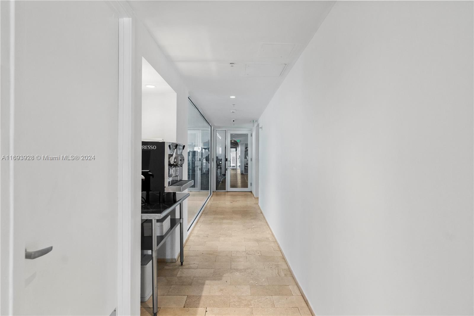 1040 Biscayne Blvd #1506, Miami FL 33132