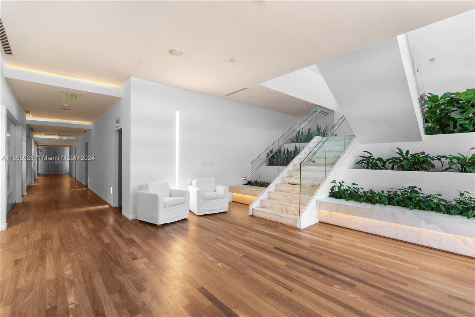 1040 Biscayne Blvd #1506, Miami FL 33132