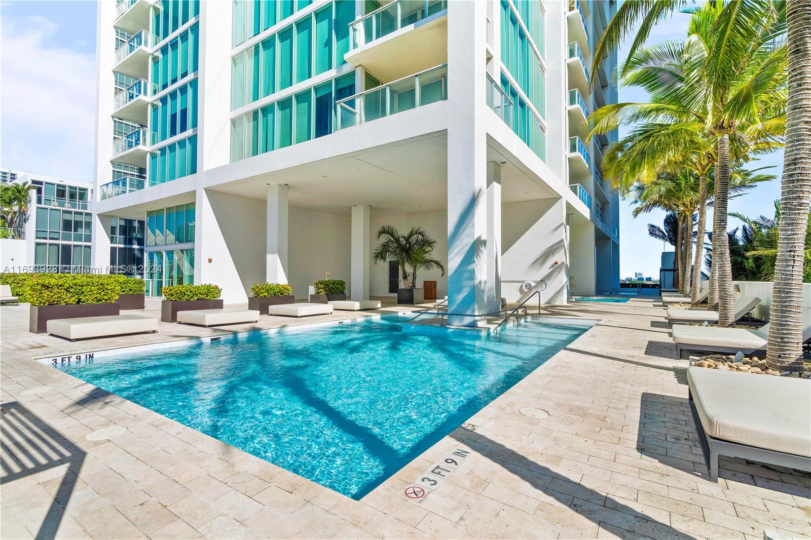 1040 Biscayne Blvd #1506, Miami FL 33132