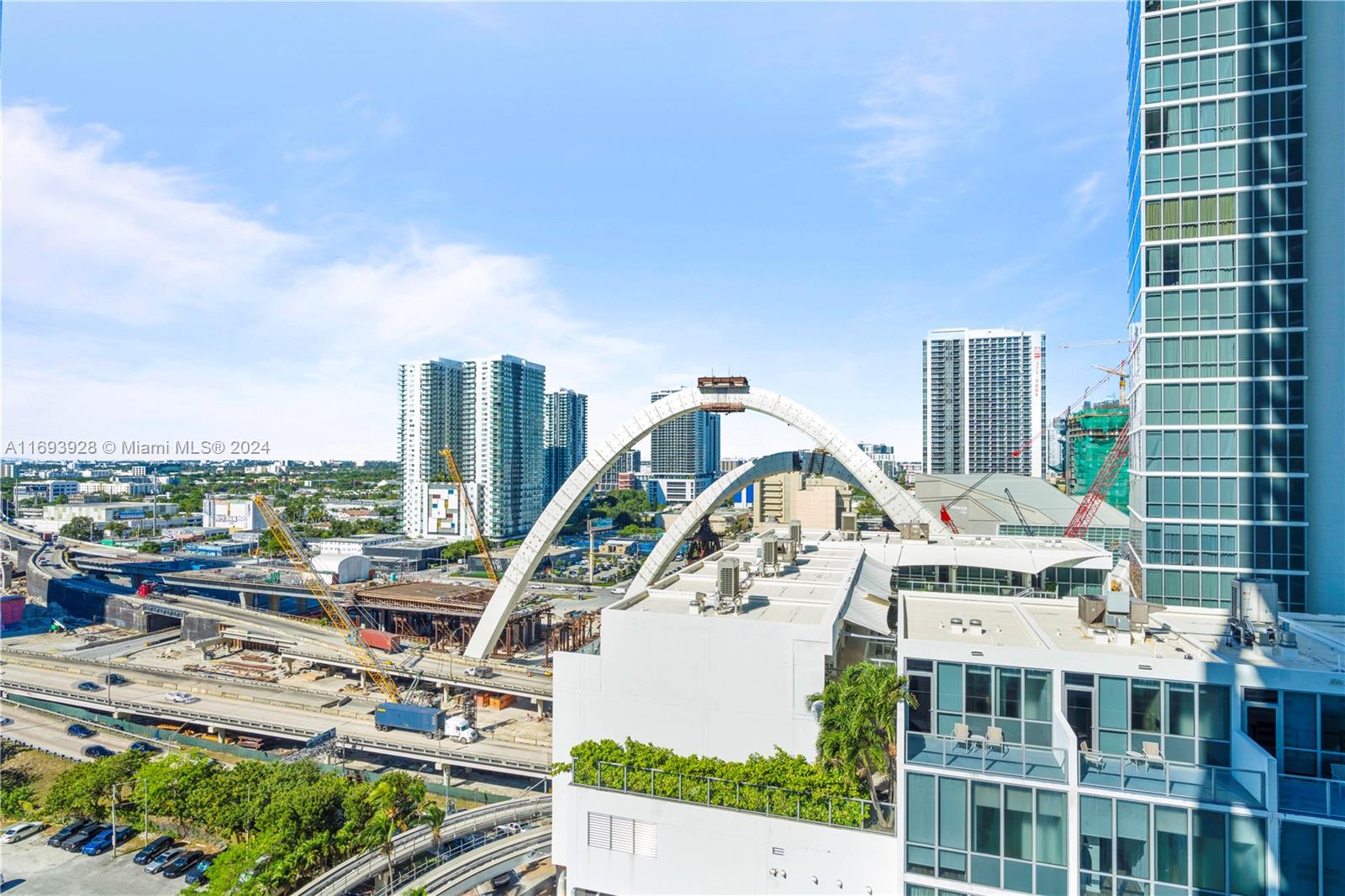 1040 Biscayne Blvd #1506, Miami FL 33132