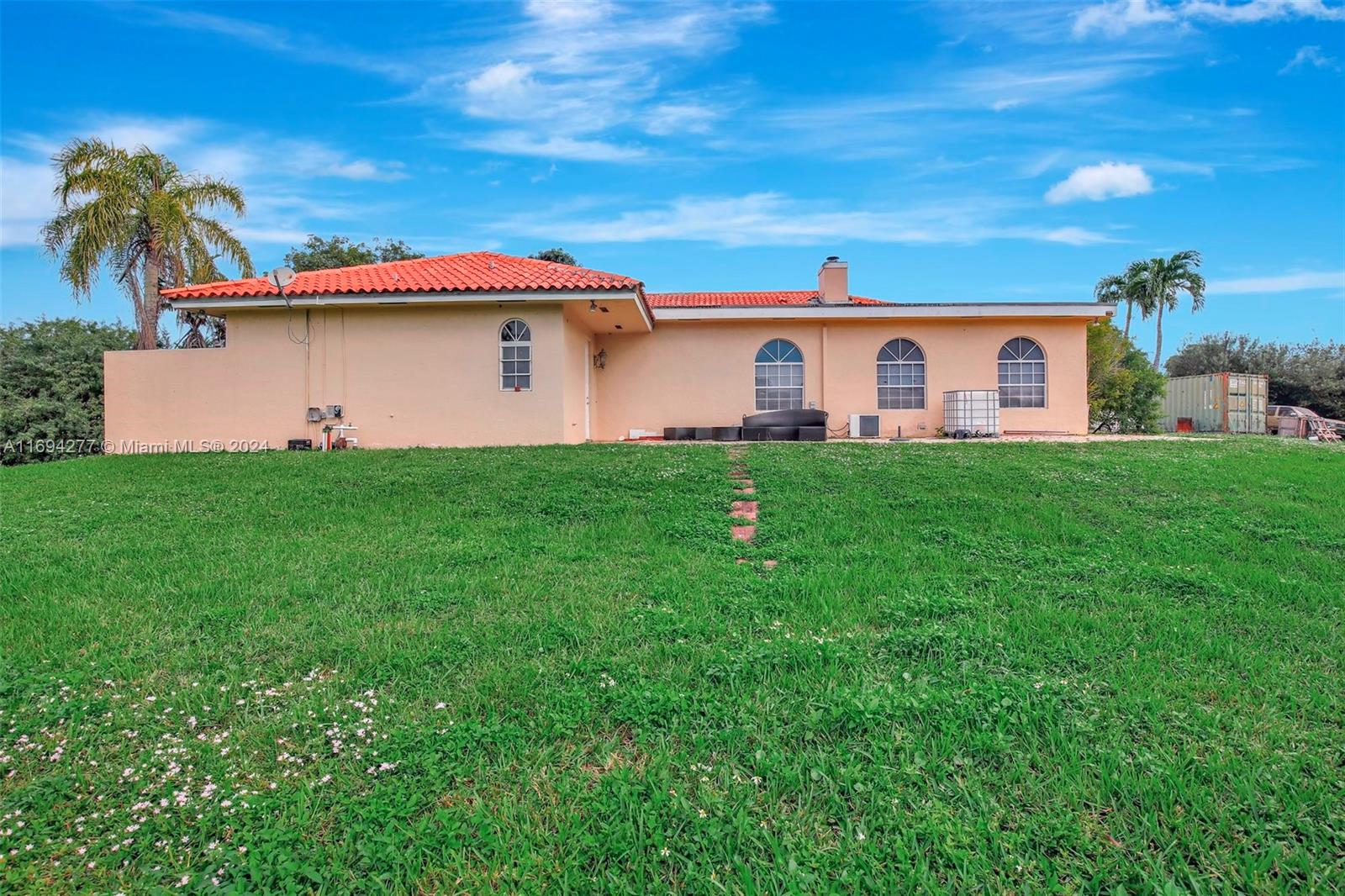 18320 SW 52nd Court, Southwest Ranches, Florida image 5