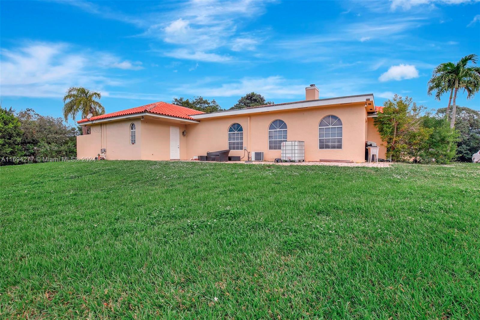 18320 SW 52nd Court, Southwest Ranches, Florida image 7