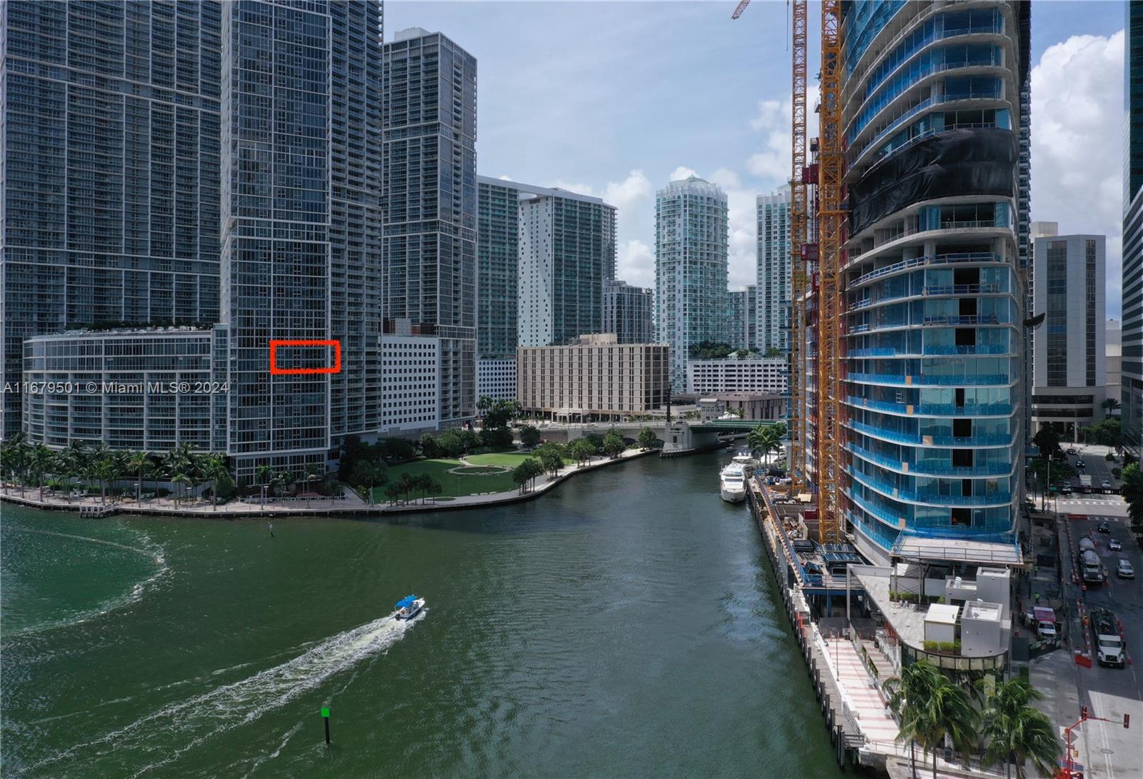 465 Brickell Ave #1002, Miami FL 33131