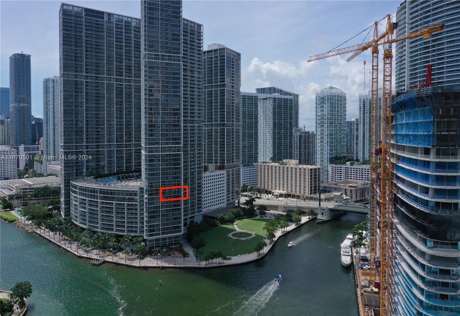 465 Brickell Ave #1002, Miami FL 33131