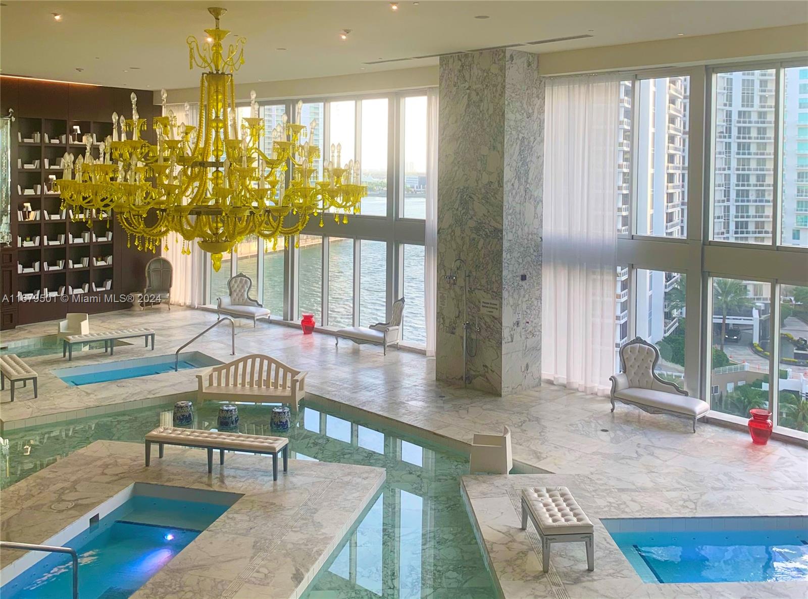 465 Brickell Ave #1002, Miami FL 33131