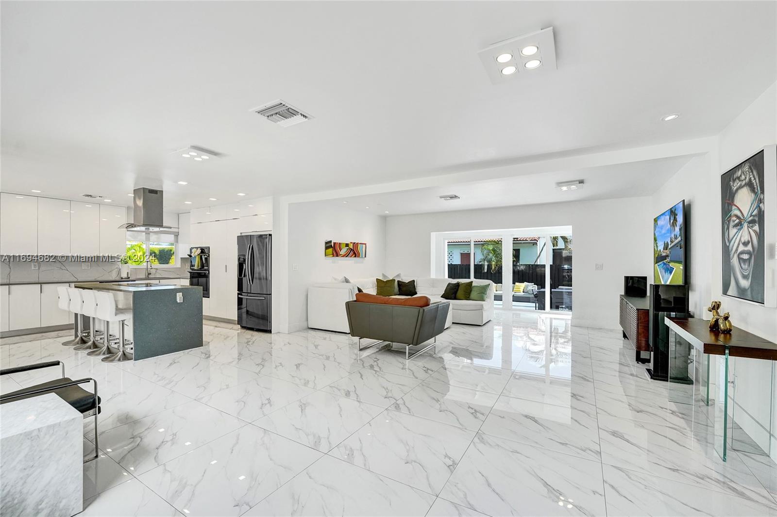 626 S 13th Ave, Hollywood, Florida image 3