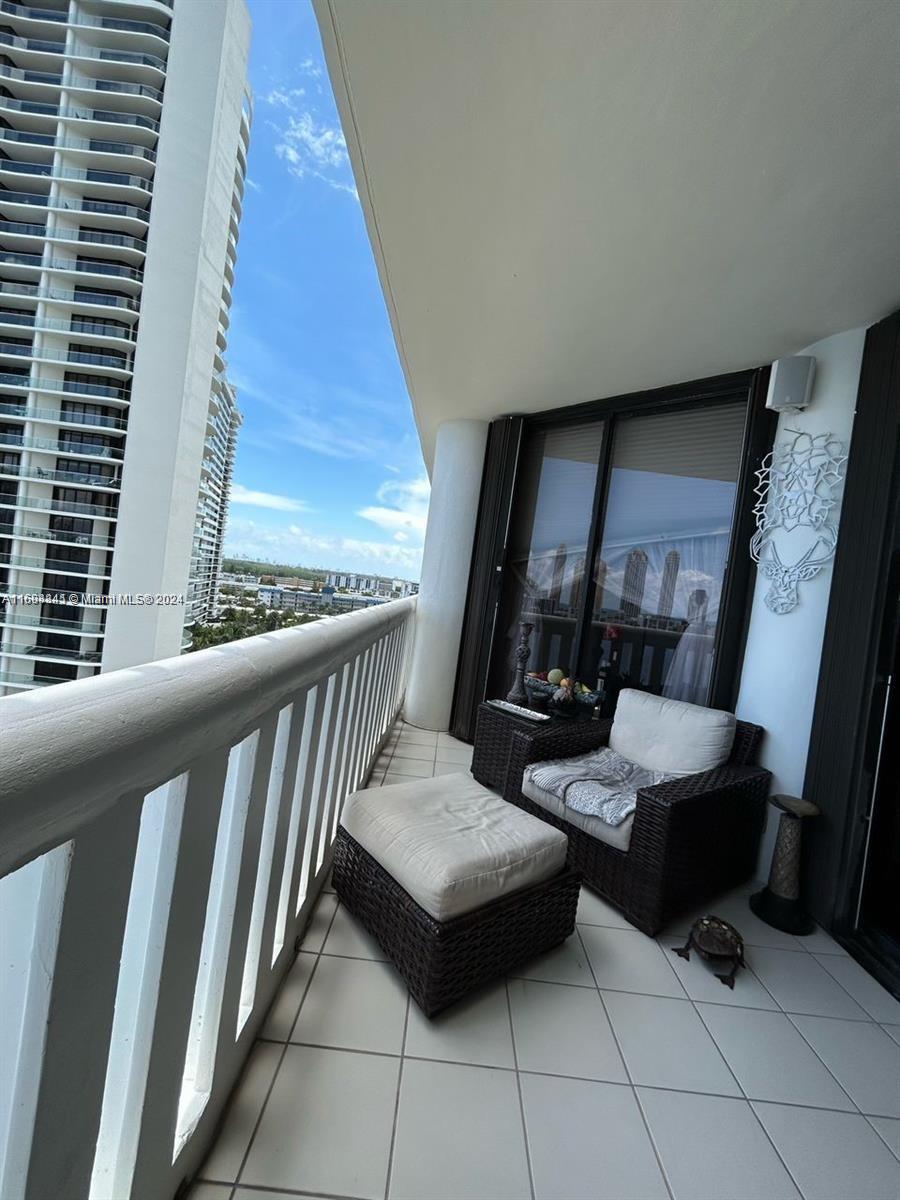 3000 Island Blvd #1201, Aventura, Florida image 26