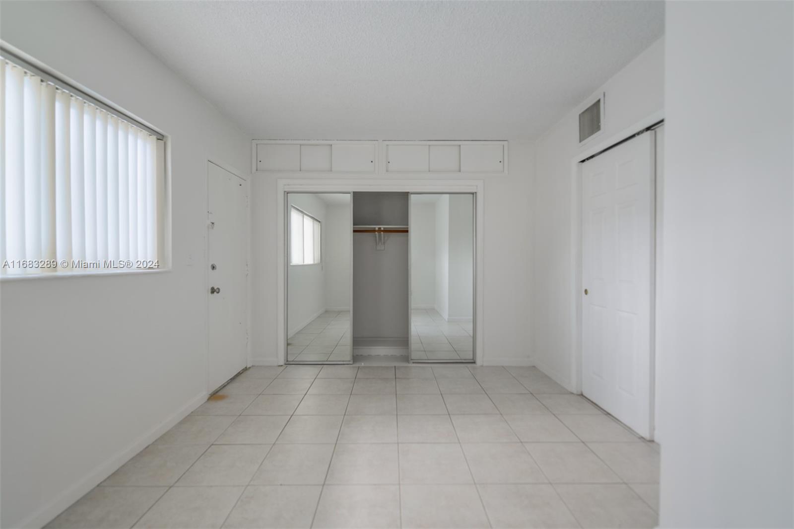 926 Michigan Ave #1, Miami Beach, Florida image 26