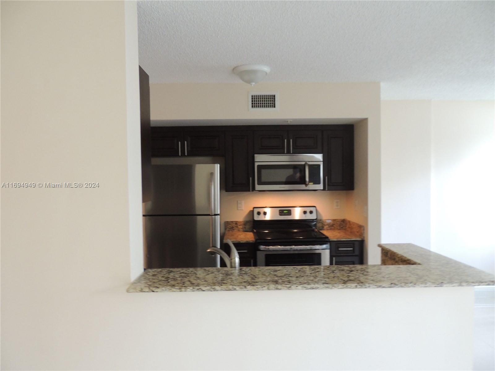 2640 S University Dr #117, Davie, Florida image 2