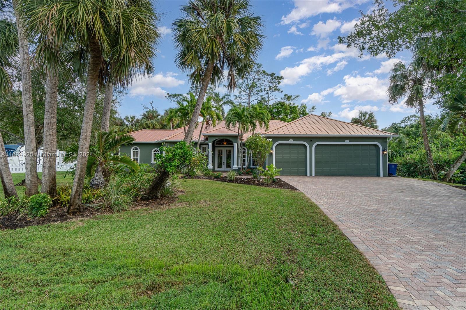 4668 Little River Lane, Fort Myers, Florida image 2