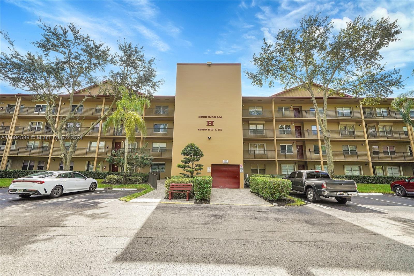 12950 SW 4th Ct #403H, Pembroke Pines, Florida image 2